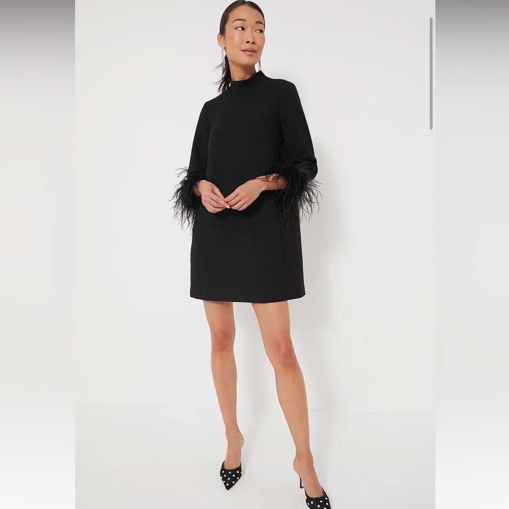 Tuckernuck black feather mod Ellie